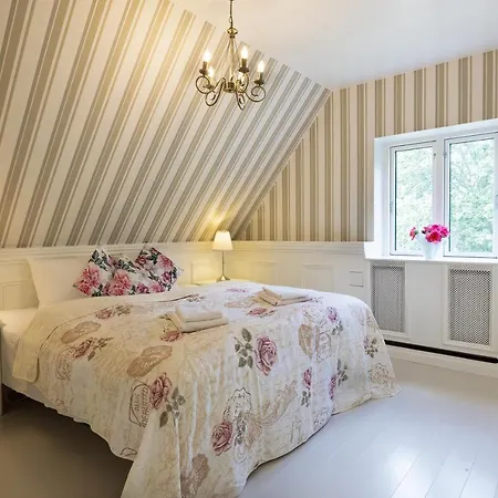 Velling Koller Og Hotel Bryrup